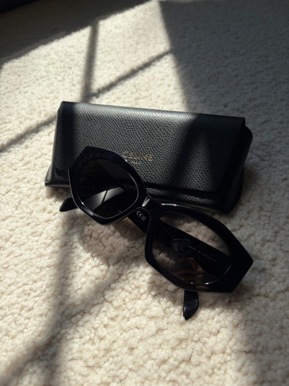 💯 % authentic Celine Sunglasses with Case. Like NEW